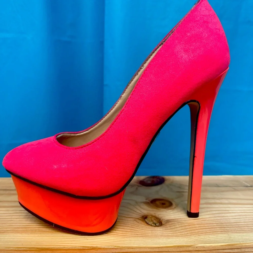 Platforms hot pink size 6